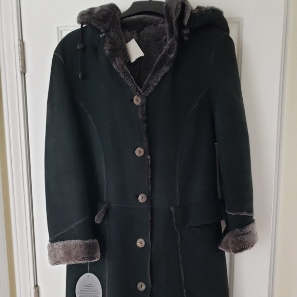 Black & charcoal Women's shearling coat Like New - Picture 1 of 3